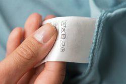 Kenali Arti Simbol Pada Label Pakaian untuk Tahu Tips Perawatannya Agar Lebih Awet