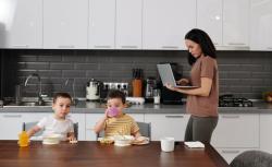 Yuk Intip 6 Cara Multitasking untuk Ibu Serba Bisa